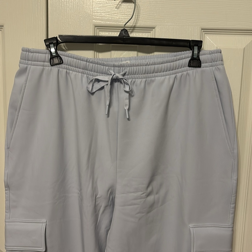 PINK Victoria Secret Brushed Woven Cargo Pant - Picture 3 of 14